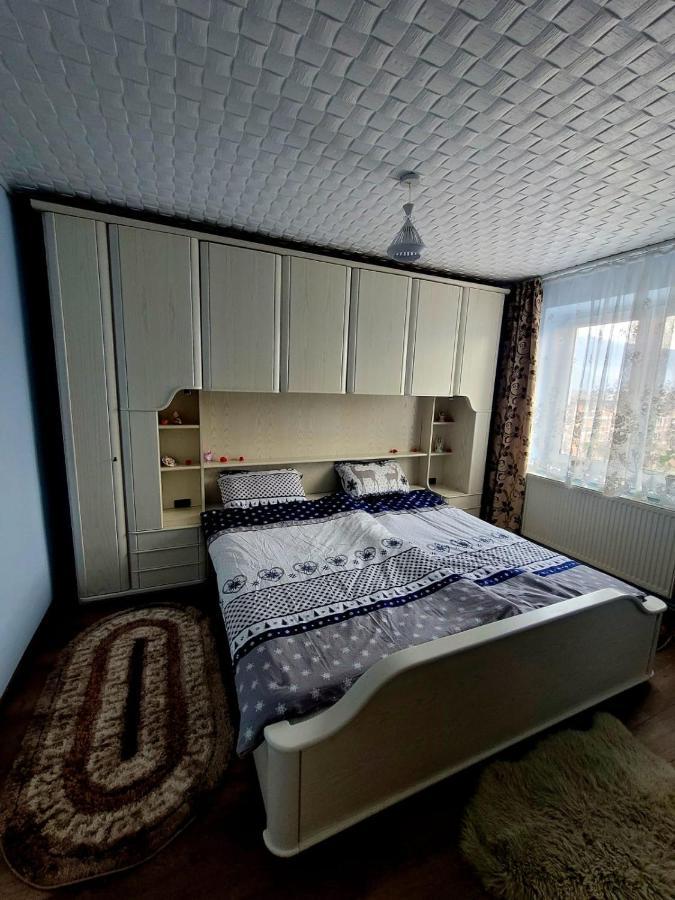 Apartament Bia Lupeni  Exterior photo